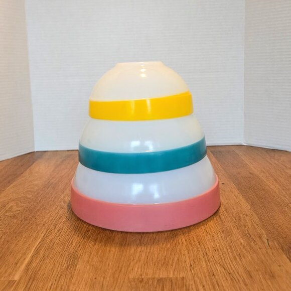 HTF Vintage Fire King Colonial Band Mixing Bowls Set of 3 Nesting Bowls Rare - Picture 4 of 11